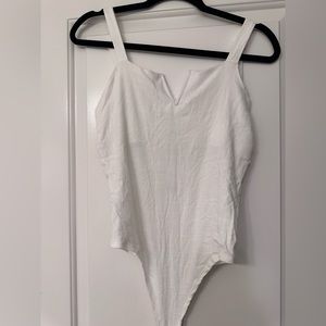 Kendall and Kylie Linen white bodysuit. never worn NWT